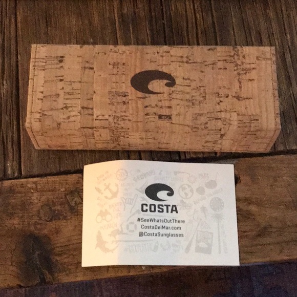 Costa Del Mar Sunglasses - Picture 3 of 5